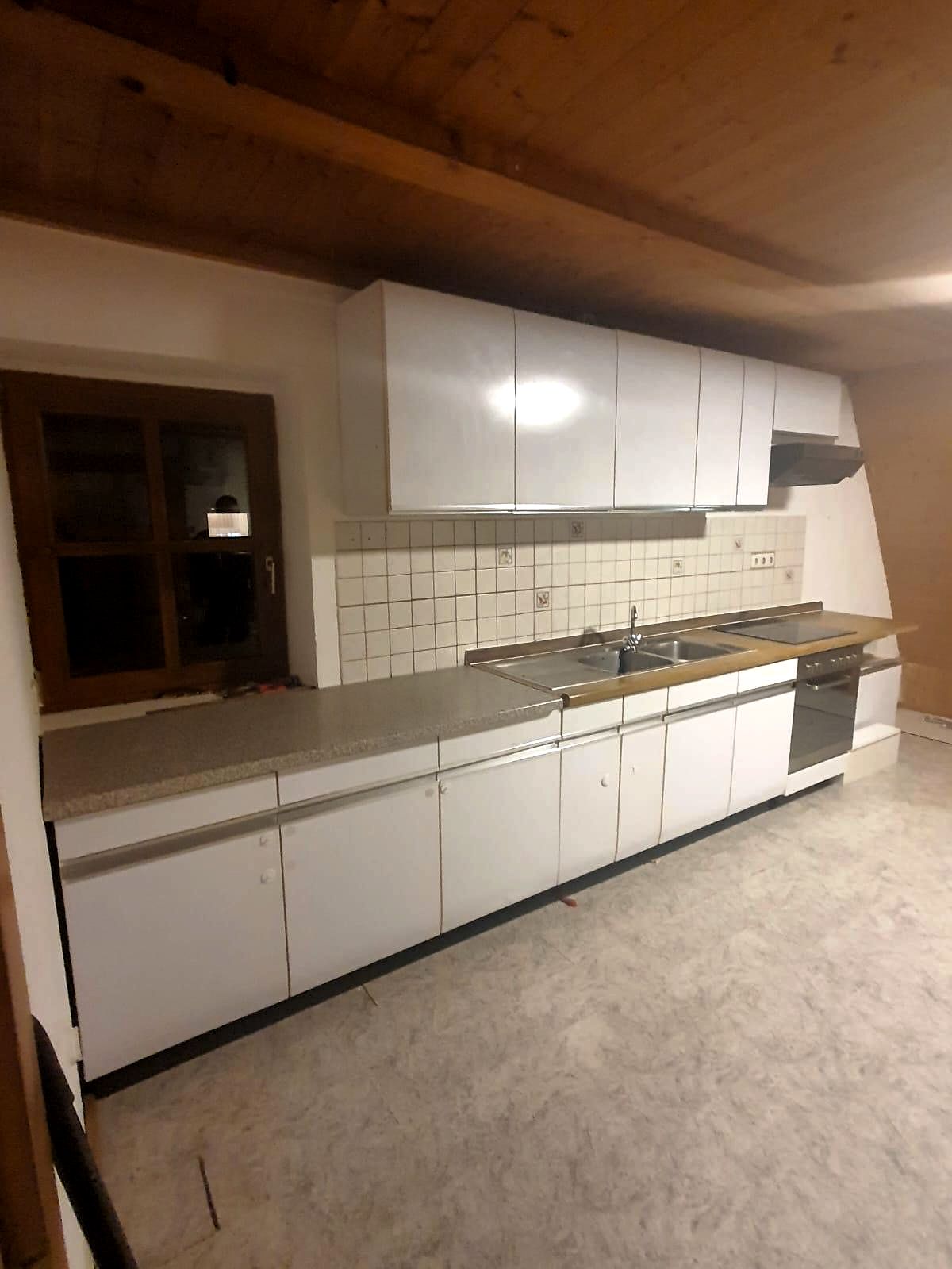 Machen Sie Schluss mit dem alten Look – erneuern Sie Ihre Küche und bringen Sie frischen Wind in Ihre Wohnung!